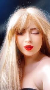 Sandy Carpenter's Instagram, Twitter & Facebook