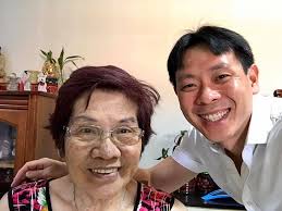 Birthday and cakes!] It's her birthday 🎂 Delighted to meet Mdm Lee this  morning and wish her a very Happy Birthday 🎉 Two more months to my  birthday but thank you to