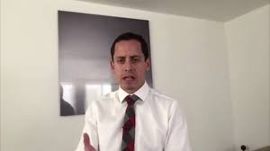 Ofrece acceder, gracias a su enorme apertura comunicativa, a temas de interés público. Rodrigo Pacheco Youtube