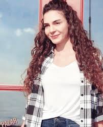 1 231 Begenme 21 Yorum Instagram Da Ebru Sahin Rebrusahin6 Kalbimdeki Kusun Tatli Tatli Bir Kanat Cirpislarinin Sahibi Seni S Unluler Kizlar Fotograf
