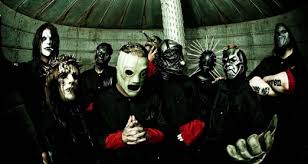 Check spelling or type a new query. Slipknot Novo Baixista E Baterista Usarao Mascaras Iguais Rock De Verdade