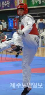 6 hours ago · 한국 남자 태권도 중량급 국가대표 인교돈 (29)이 몸을 180도로 돌려 만수리 파르자드 (아프가니스탄)의 머리로 돌려차기를 꽂아 넣자 둔탁한 타격음이 울려 퍼졌다. ì ˆì¹œ ë„ˆë¥¼ ë„˜ì–´ì•¼ ë‚´ê°€ ìŠ¹ë¦¬í•œë‹¤ ìŠ¤í¬ì¸ ì¼ë°˜ ìŠ¤í¬ì¸  ê¸°ì‚¬ë³¸ë¬¸ ì œì£¼ë„ë¯¼ì¼ë³´