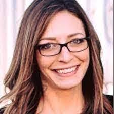 Heidi Acker's Instagram, Twitter & Facebook