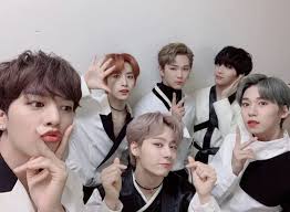Pin By Hikmah Pratiwi On Oneus In 2020 Korean Pop Kpop Groups Kpop