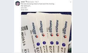 Malaysia airlines is the flag carrier airline started in 1947, with initial operations between singapore, kuala lumpur and penang. Tekak Rasa Nak Lunch Di Sabah 5 Sekeluarga Beli Tiket Dan Terus Terbang Viral Berita Steady