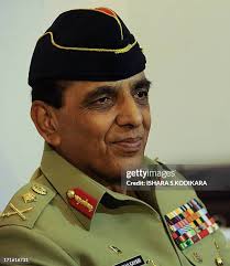 78 Ashfaq Parvez Kayani Stock Photos, High-Res Pictures, and Images