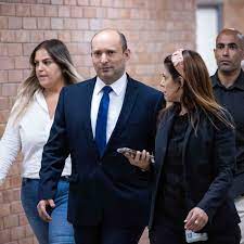 Naftali bennett (d) et benyamin netanhayou (g). Naftali Bennett Poised To Dislodge His Mentor To Become Israel S Next Prime Minister Wsj