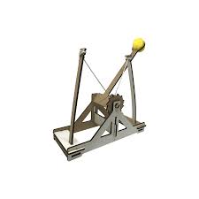 Bir mancınık türü olan trebuchet, ilk olarak m.s. Katapult Mancinik Leonardo Da Vinci Katapult