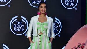 Launch Of The Body Shop New Brand Ambassador In India Shraddha Kapoor Bollywood Hungama During the last decades, the body shop made a lot of efforts on environment protection, including engagement in many charity supports. launch of the body shop new brand ambassador in india shraddha kapoor