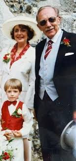 I just had to honour the legend @captaintommoore for everything he has done and accomplished for the nhs and thank you for everything from everyone ❤️ youtu.be/ucfzmkyowpm. Dr Adam Briki On Working For The Nhs And The Fundraising Of His Great Uncle Captain Tom