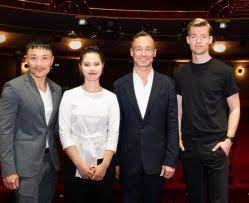 Selle kogu maailma lavad vallutanud muusikali suurejoonelisel 25. Cast Und Stuckprasentation Miss Saigon Musical Vienna News