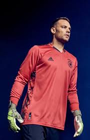 Neuhaus erklärte, er sei wahnsinnig stolz, im deutschland em 2021 trikot dabei zu sein. Dfb Torwart Trikot Em 2021