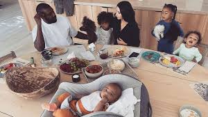 May 14, 2019 · as we wait for kim kardashian and kanye west to release baby no. Healthy Lifestyle Kim Kardashians Kids Essen Vegetarisch Promiflash De