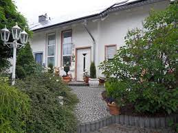 Häuser zum kauf in mosel verzeichnet auf einer landkarte mit lokalinformation zu mosel. Einfamilienhaus In Zell An Der Mosel