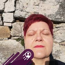 kae fadila neću ništa dami kupuješ za 8 mart hoću samo dame razumijes reko  evo teb 100 maraka lakše mije tako