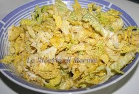 Bagnate il tutto con qualche mestolo di brodo, poi lasciate il tutto in cottura per una ventina e se volete scoprire altre ricette con la verza, ecco a voi il pasticcio di patate e verza al forno. Insalata Di Verza Con Aceto Di Mele Le Ricette Di Marina