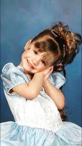 Kenzieziegler Mackenzieziegler Dancemoms Maddieziegler Recipe Christmas Quotes Bossbabe Dance Moms Girls Dance Moms Dancers Dance Moms Brooke