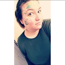 Melissa Lira's Instagram, Twitter & Facebook