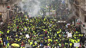 Direct Gilets Jaunes 84 000 Manifestants En France Comptabilises Par Le Ministere De L Interieur Comme Samedi Dernier