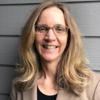 Carrie Stiles's Instagram, Twitter & Facebook