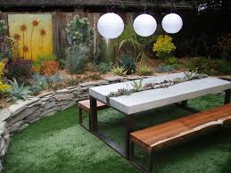 Cool Concrete Outdoor Patio Picnic Tables In The Small Garden Best Patio Design Ideas Gallery 4489 Concrete Furniture Concrete Table Concrete Design