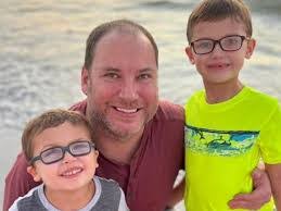 Jennifer Conlon's Instagram, Twitter & Facebook