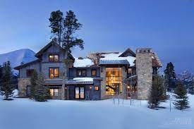 Castle In The Sky Exterior Big Sky Montana By Locati Architects Interior Design By Locati Interio Rustic Houses Exterior House Exterior Mountain Dream Homes