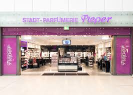 Deine Stadt Parfumerie Pieper In Essen In Der Rathausgalerie Pieper Stadtparfuemeriepieper Parfuemeriepieper Parfuemerie Parfum