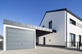 Pin Von Fadila Auf D Garagenbau Fertiggaragen Garage Mit Carport