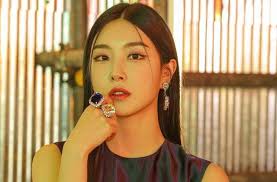 Adu Prestasi 7 Idol K-Pop yang Punya Nama Yoona dan Yuna, Sama-sama Cantik  dan Anggun