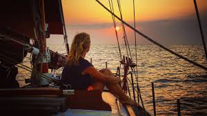 how to sail across the atlantic ocean crew tips from 4x