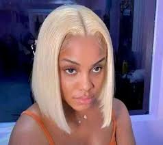 Admin please approve Good morning everyone please come look extremely  beautiful in this season with #blessedreinehairbeautypalace we base in  Lagos but trust me distance it's never a barrier we deliver to different