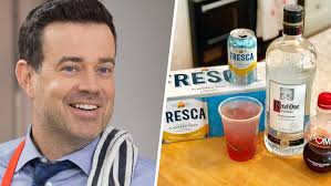 Carson Daly shares an easy vodka cocktail with Fresca