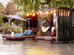 We did not find results for: Floating Cabin Is The Ultimate Romantic Getaway In South Australia
