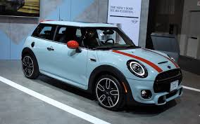 Discover the new mini electric range here. Mini Cooper S 3 Door Ice Blue Edition Launched In Toronto The Car Guide