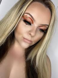 WHAT WOULD YOU DO IF YOU SAW THIS IN YOUR HALLWAY???