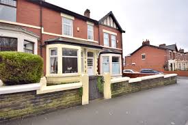 Domain makes searching for your new home easy with over 4 properties for sale in preston. 3 Bedroom Property For Sale In Preston Old Road Blackburn Lancashire Bb2 130 000