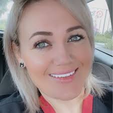 It's hard to believe six months have already passed! When I first met this… 