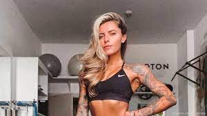 Explore tweets of sophia thomalla @thomallasophia on twitter. Ui Was Fur Muskeln Sophia Thomalla Macht Ihrem Loris Konkurrenz