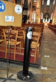 Tu (remplir) le pot d'eau et tu (mettre) des glaçons. Un Distributeur D Eau Benite A La Cathedrale De Vannes Letelegramme Le T