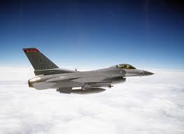 The main gear door is simple and has no bulge as note: F 16 Fighting Falcon U S Air Force Fact Sheet Display