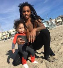 He has been married with shante for a long time now. Corde Broadus Bio Age Net Worth Girlfriend Kids Height Parents