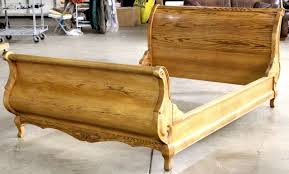 Oakwood Interiors Queen Oak Sleigh Bed 1990s In 2020 Oak Bedroom Furniture Sleigh Beds Interior