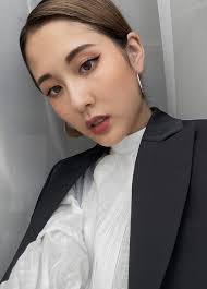 Hà Trúc, Julia Đoàn gợi ý item được ưu đãi freeship không giới hạn