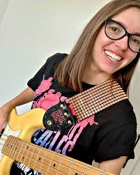 Lily Mitchell (@calilil) • Threads, Say more