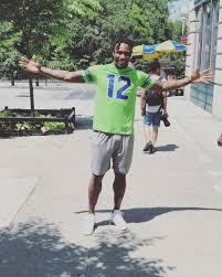 Brandon marshall contract and salary cap details, full contract breakdowns, salaries, signing bonus, roster bonus, dead money, and valuations. Shareholder Sean On Twitter Brandon Marshall Has Signed With The Seahawks Joining Shaquemgriffin Shaquillg The Griffin Twins Were 7 Years Old When Brandon Marshall First Played At Ucf In 2002 Https T Co B8famglxcl