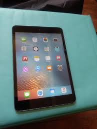 Apple Ipad Mini 1st Gen Wifi 16gb Tablet On Mercari Tablet Apple Ipad Mini Ipad Mini