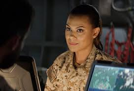 Bones ), wird zu den schwierigsten und risikoreichsten einsätzen auf der ganzen welt geschickt. Seal Team Staffel 2 Episodenguide Fernsehserien De