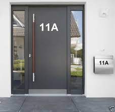 hausnummer aufkleber beschriftung selbstklebende hausnummer zahlen buchstaben ebay hausnummern haus haus aussen