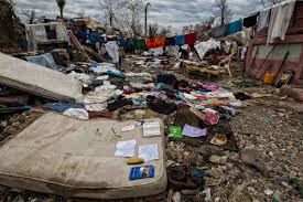The word gourde is a french cognate for the spanish term gordo, from the pesos gordos. Nations Unies Haiti On Twitter Unsg Ban Ki Moon Visita Hoy Haiti Para Expresar Su Solidaridad Al Gobierno Y A La Poblacion Afectada Por Matthew